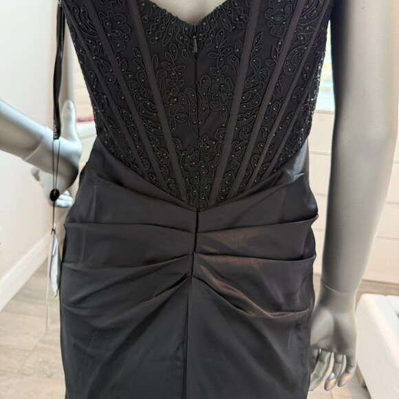 JOVANI 36402B Block Corset Off the Shoulder Long Black Prom Dress Size 6 NEW - Picture 6 of 8